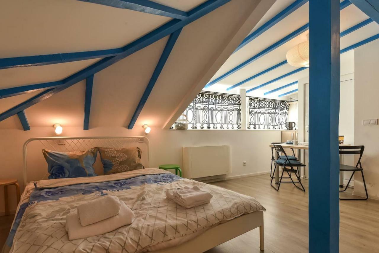 The Ivy House - A Cozy Attic Near The City Center By Flat Mаnager Sofia Ngoại thất bức ảnh